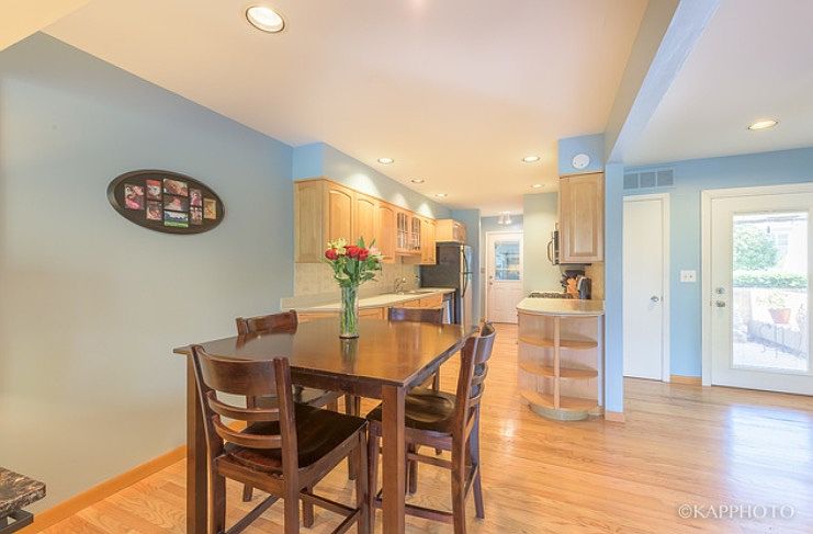 1st image of 646 Dauphine Ct Unit B
