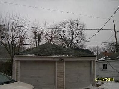 2nd image of 3340 Douglas Rd