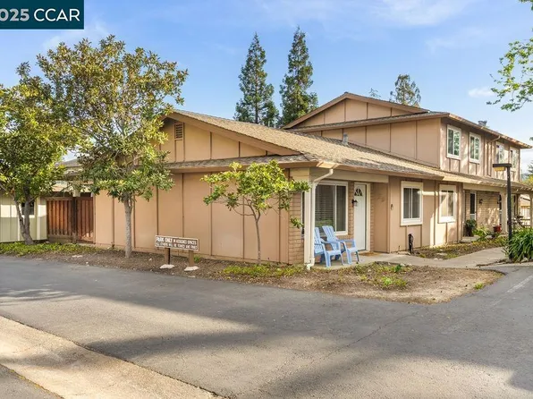 23 Fountainhead Ct, Martinez, CA 94553