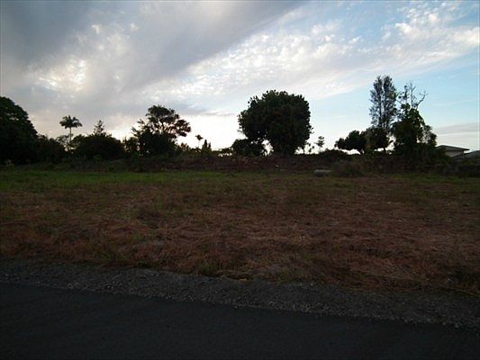 2nd image of 595 Pilinui Pl Lot 8