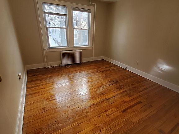 Living room (Potential 2nd Bed)