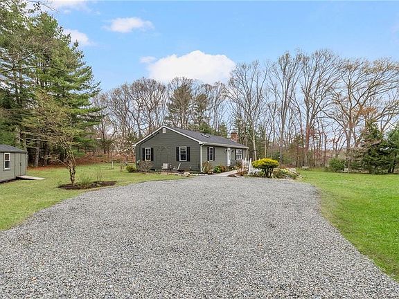3rd image of 1397 Frenchtown Rd