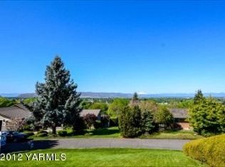 605 Ferncrest Dr, Yakima, WA 98901