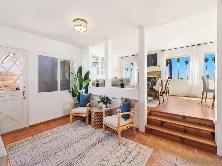 8373 El Paseo Grande — Photo 12