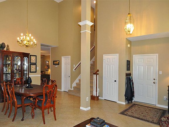 4th image of 3430 Kings Mountain Dr