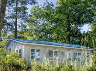 11287 Riverside Dr, Stanwood, MI 49346