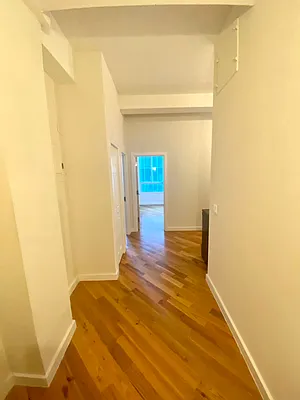 Rented by City Connections Realty | media 3