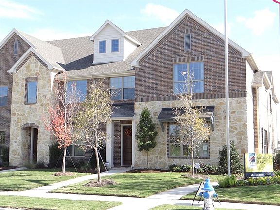 3rd image of 2300 Russells Way