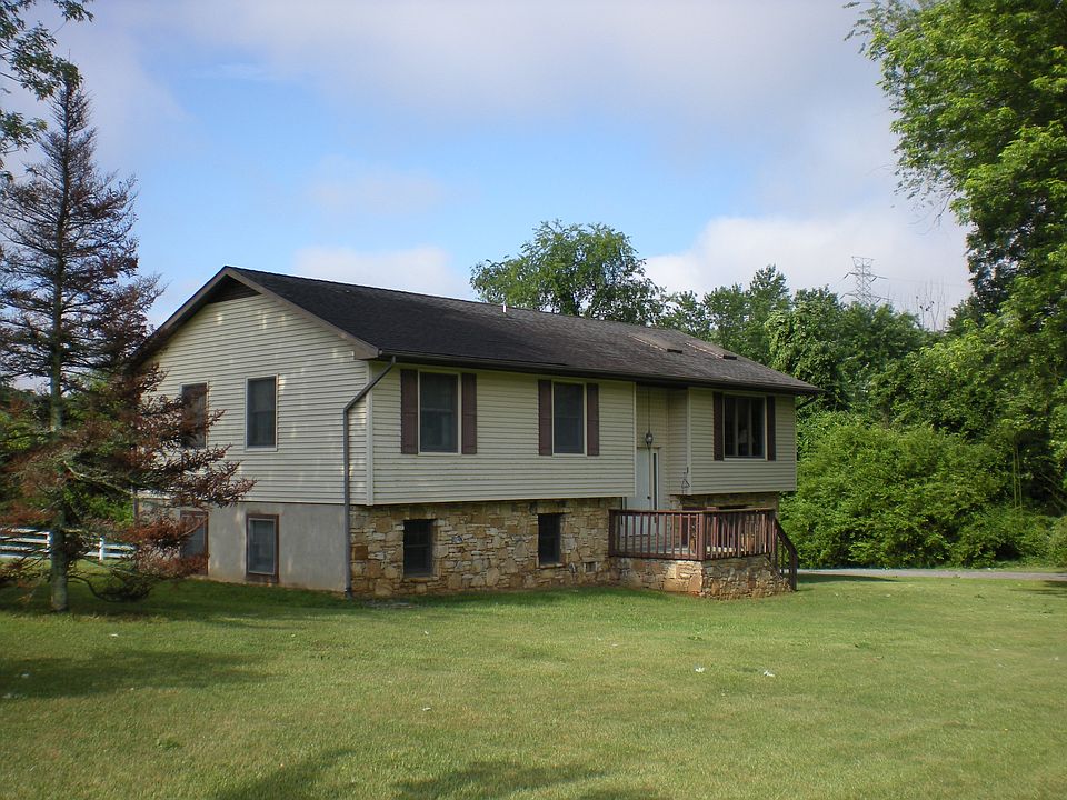 1st image of 50 Forge Valley Dr