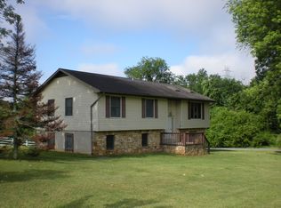 50 Forge Valley Dr, Mills River, NC 28759