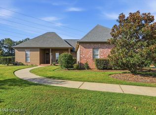 125 Bradshaw Xing, Canton, MS 39046