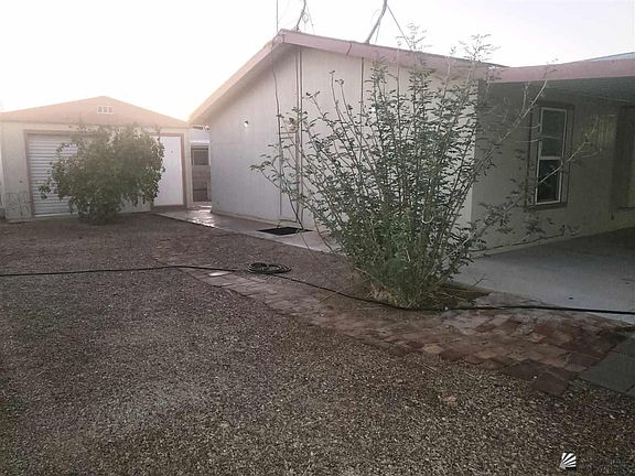 2nd image of 10326 S Linda Ln