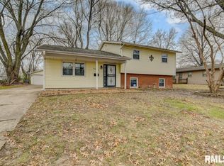 48 Villanova Dr, Springfield, IL 62703