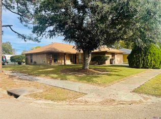5741 San Juan Dr, Baton Rouge, LA 70811