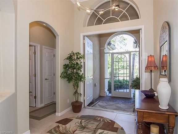 3rd image of 9215 Spanish Moss Way