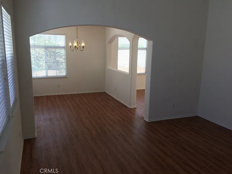2196 Rancho Hills Dr — Photo 4