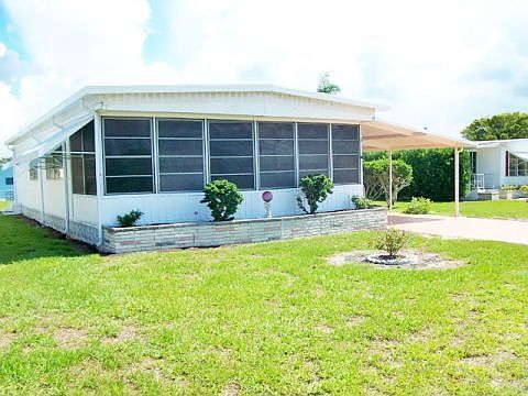 1st image of 271 Village Dr