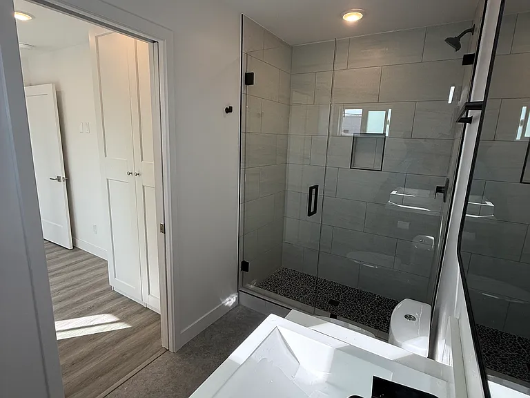 4486 Georgia St — Photo 12