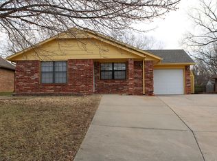 705 W 19th St S, Claremore, OK 74019