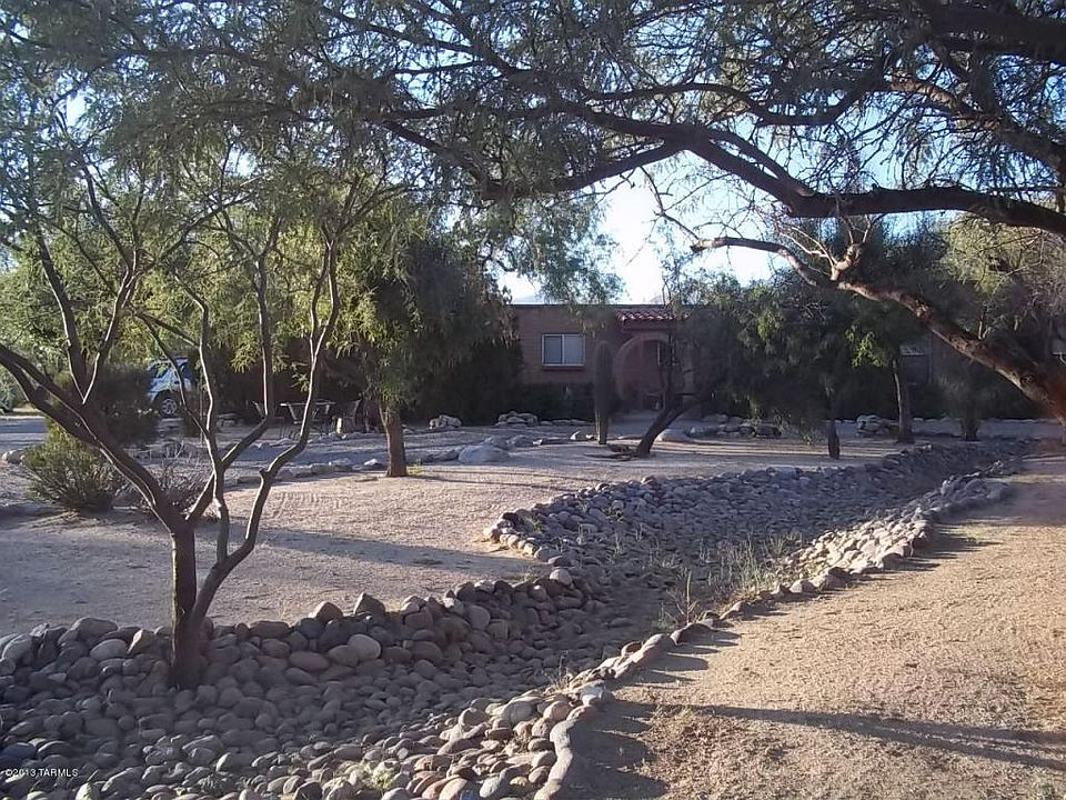 1st image of 2851 N Melpomene Dr