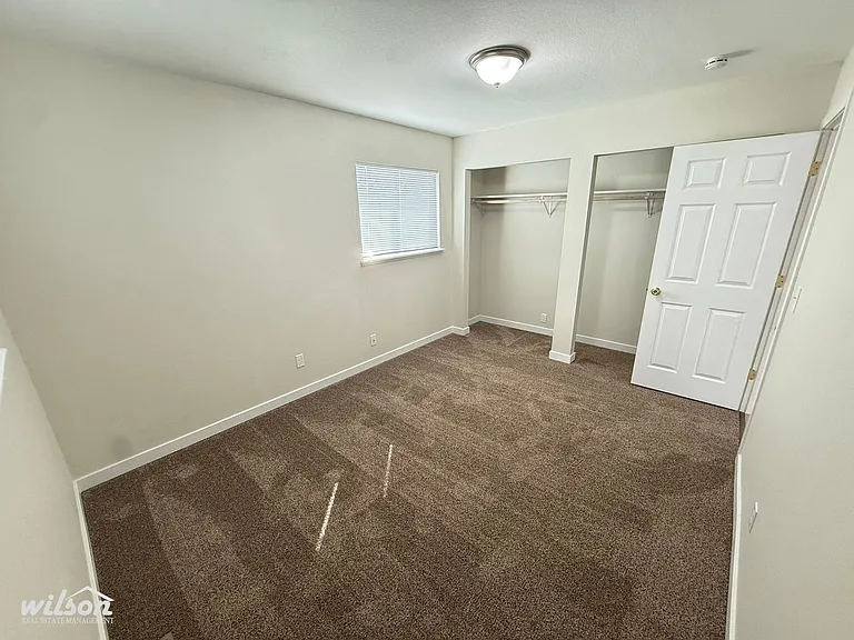 1112 Jefferson Ave — Photo 8