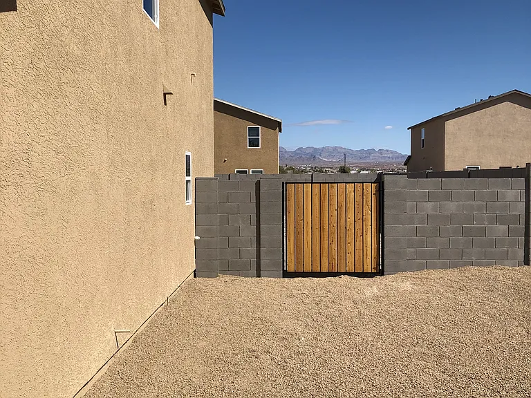 1628 Paige Dr — Photo 12