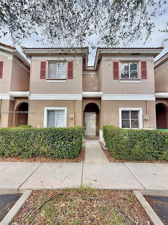 3 bed, 1528 sqft, $3,000 — Photo 3