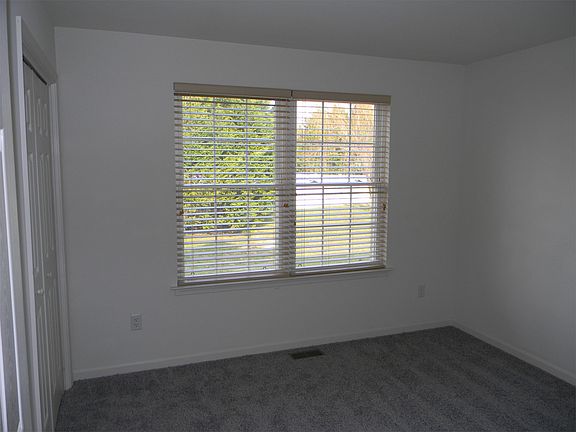 4th image of 34696 Michelle Dr