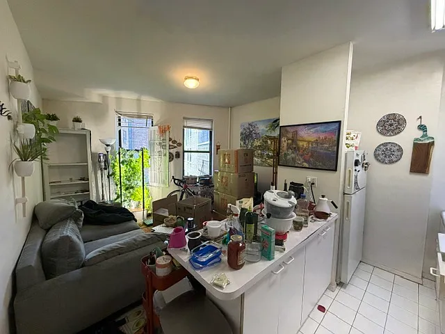 202 W 102nd St #3WR — Photo 2