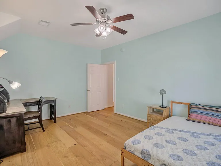 301 Winding Oak Ln S — Photo 25