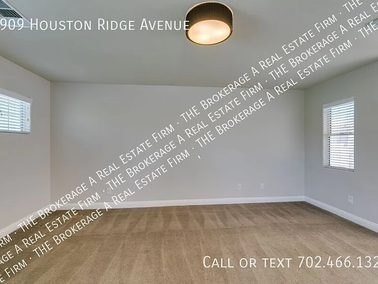 8909 Houston Ridge Ave — Photo 27