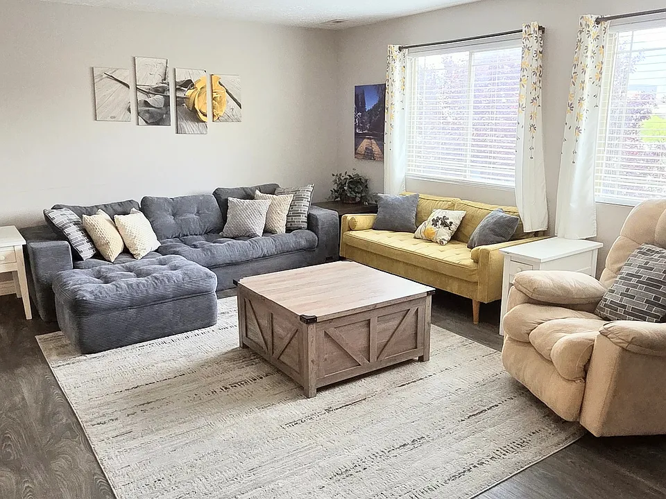 6961 S Village River Ln #D6