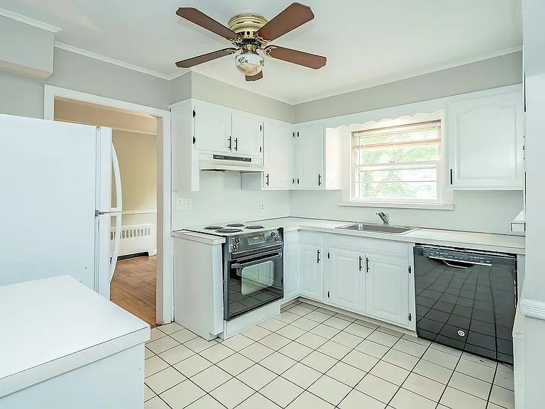 65 Beechwood Dr — Photo 29