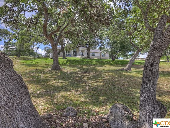 4th image of 1074 Kings Cove Dr