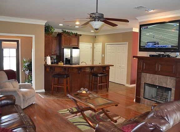 2nd image of 304 Quiet Meadows Cir