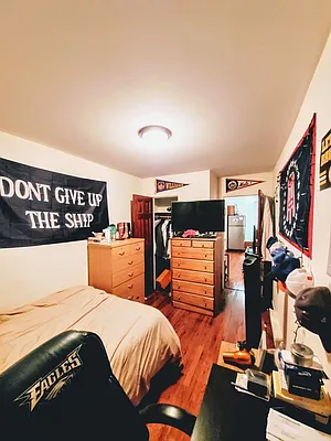 Rented by Compass | media 14