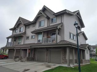 12050 17th Ave SW #1A, Edmonton, AB T6W1X4