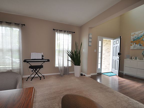 5th image of 14318 Camden Ln
