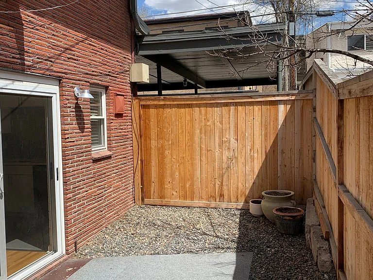 150 Garfield St #F — Photo 12