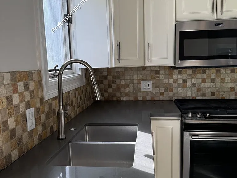 6525 Herzog St — Photo 19