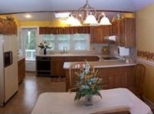 96 Briarwood Ave, Middletown, RI 02842