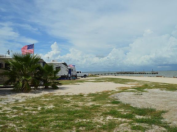 2nd image of 1249 N Ocean Dr