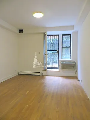 Rented by Manhattan Connection | media 25