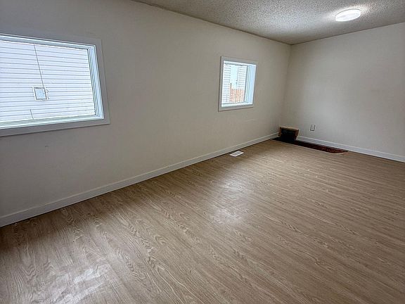 5th image of 305 Calahoo Rd #92
