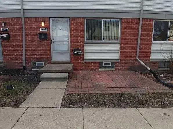 20859 Washington St, Roseville, MI 48066