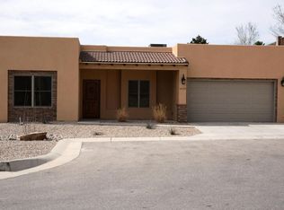 5039 Sala De Tomas Dr NW, Albuquerque, NM 87120