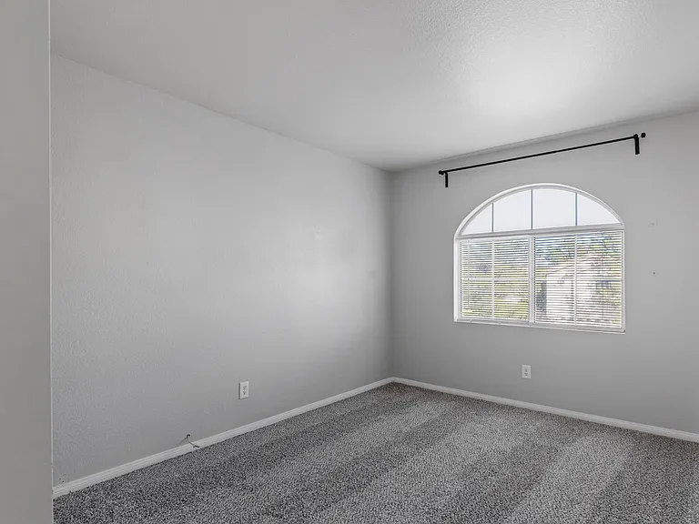 37 Fox Trace Ct — Photo 19