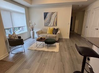 1695 Dersan St #1418, Pickering, ON L1X0S9