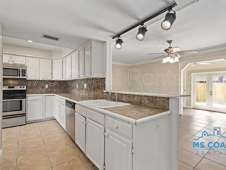 387 Debuys Rd — Photo 12