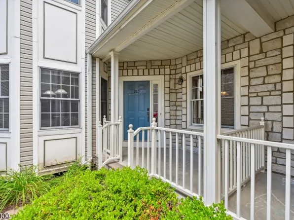 703 Binghampton Ln, Livingston Twp., NJ 07039